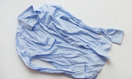Chemise froissée avant utilisation
